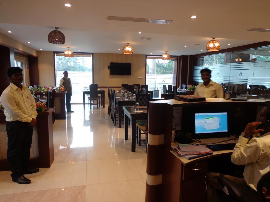 โรงแรมอัศวา พาร์ค ซาเลม ภายนอก รูปภาพ